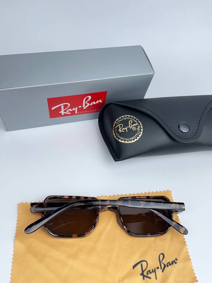 Ray-Ban Klasik Kahverengi Tokalı Kadın Gözlüğü - Görsel 4