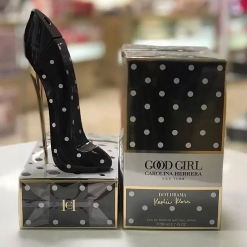 Carolina Herrera Good Girl Kadın Parfümü 80 ml - Görsel 3