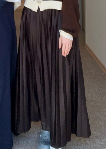 Kadın Siyah Piliseli Uzun Etek - Görsel 3