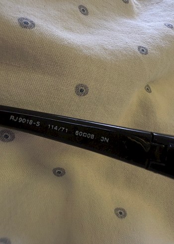 Siyah Şeffaf Camlı Minimalist Güneş Gözlüğü - Görsel 4