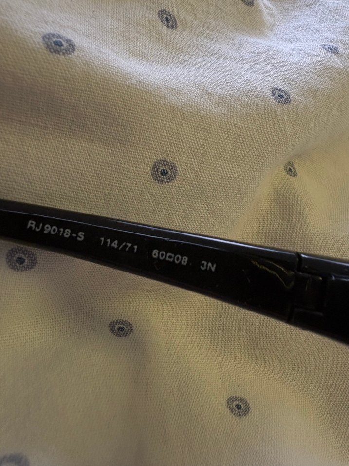 Siyah Şeffaf Camlı Minimalist Güneş Gözlüğü - Görsel 4