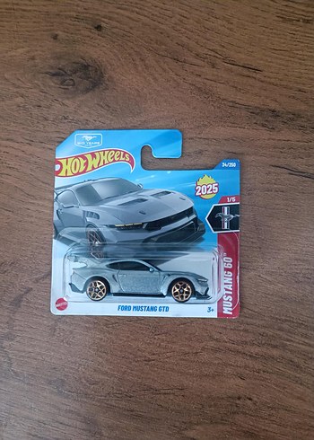 Hot Wheels Ford Mustang GTD gri