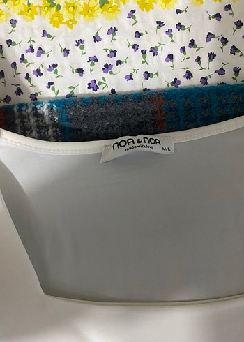 Beyaz Uzun Kollu Crop Top - Görsel 5