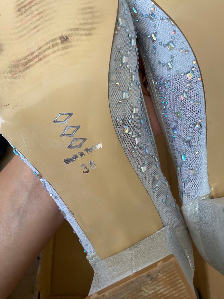 Beyaz Payetli Kalın Topuklu Abiye Ayakkabı - Görsel 4