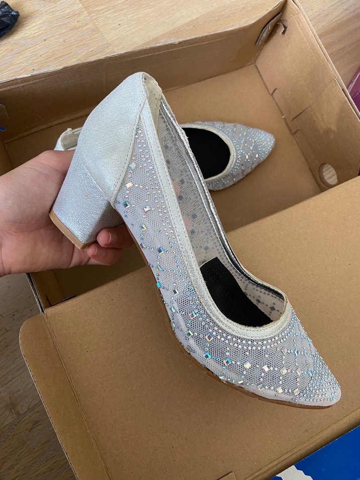 Beyaz Payetli Kalın Topuklu Abiye Ayakkabı - Görsel 2