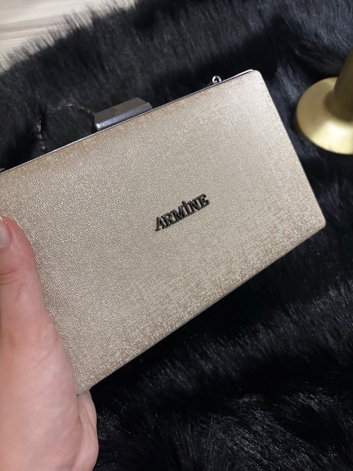 Altın Renkli Parlak Süet Kadın Portföy Çanta - Görsel 3