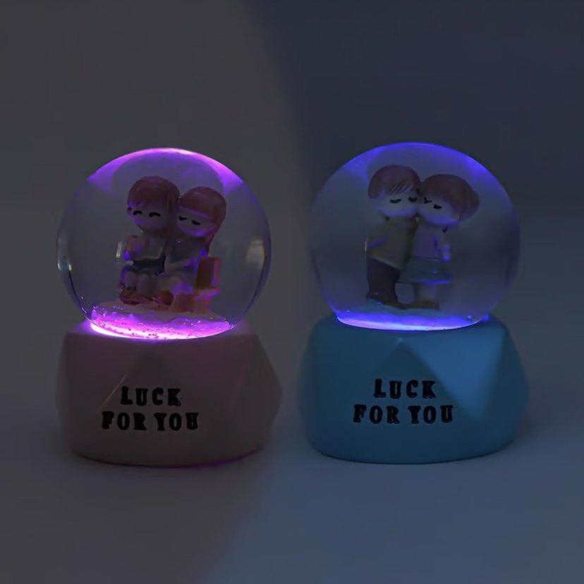 Işıklı  Sevimli Çift Figürlü Mini Kar Küresi - Görsel 2