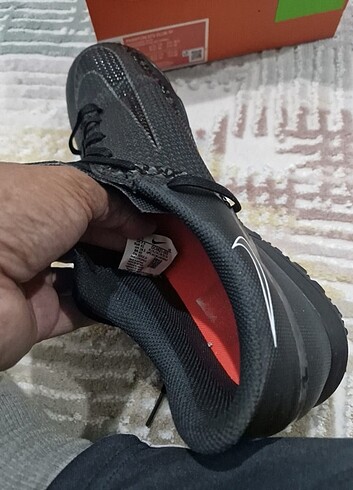 41 Beden siyah Renk NIKE PHANTOM GT2 HALI SAHA AYAKKABISI