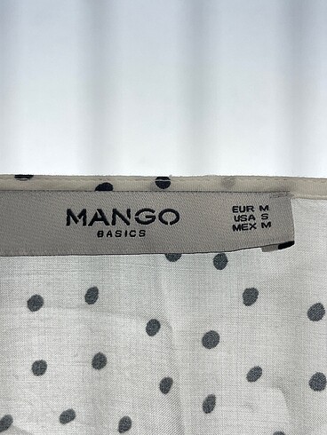 m Beden beyaz Renk Mango Bluz %70 İndirimli.