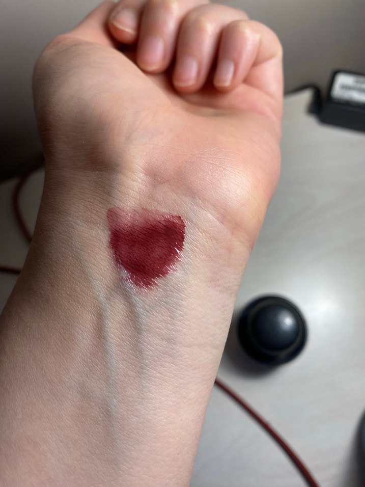 Pastel Balmy Gloss ve 2 adet emily 205 - Görsel 2