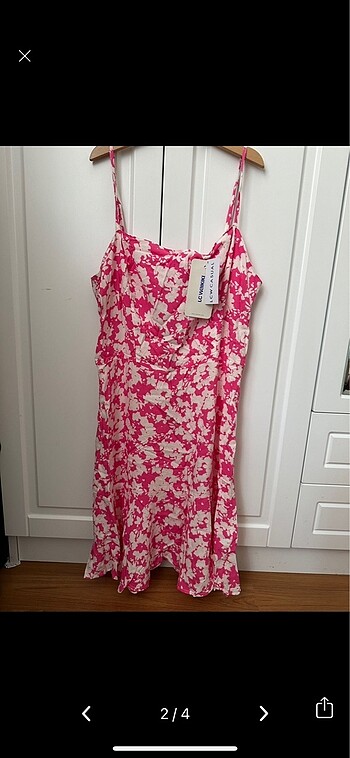 LC Waikiki Etiketli Lcw elbise