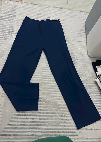 Lacivert Piliseli Kadın Kumaş Pantolon - Görsel 2