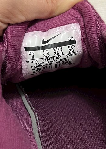 Nike Mor Bağcıklı Kadın Spor Ayakkabı - Görsel 2