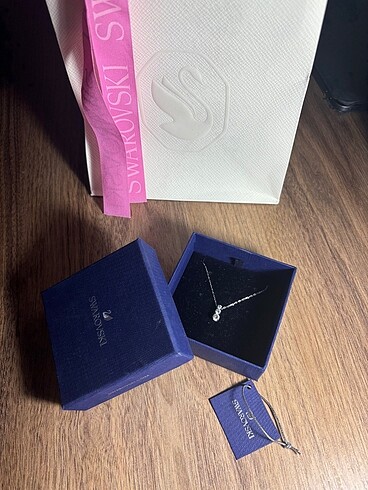 Orijinal Hediye Paketli Swarovski Kolye