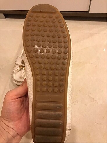 Bambi Oxford/Loafer ayakkabı püsküllü krem rengi 38 numara