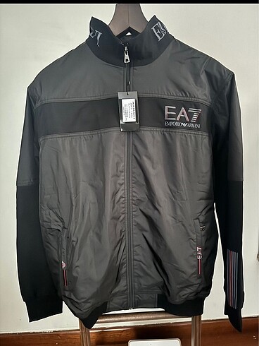 EMPORIO ARMANI EŞOFMAN TAKIMI