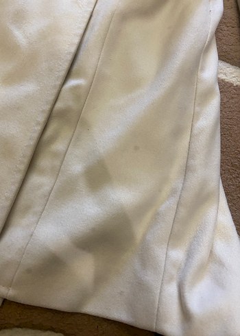 Düğmeli Beyaz Midi Kadın Kaban - Görsel 3