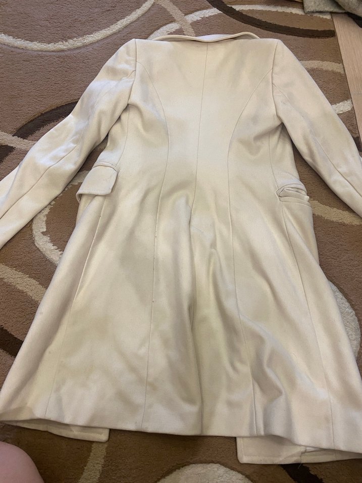 Düğmeli Beyaz Midi Kadın Kaban - Görsel 2