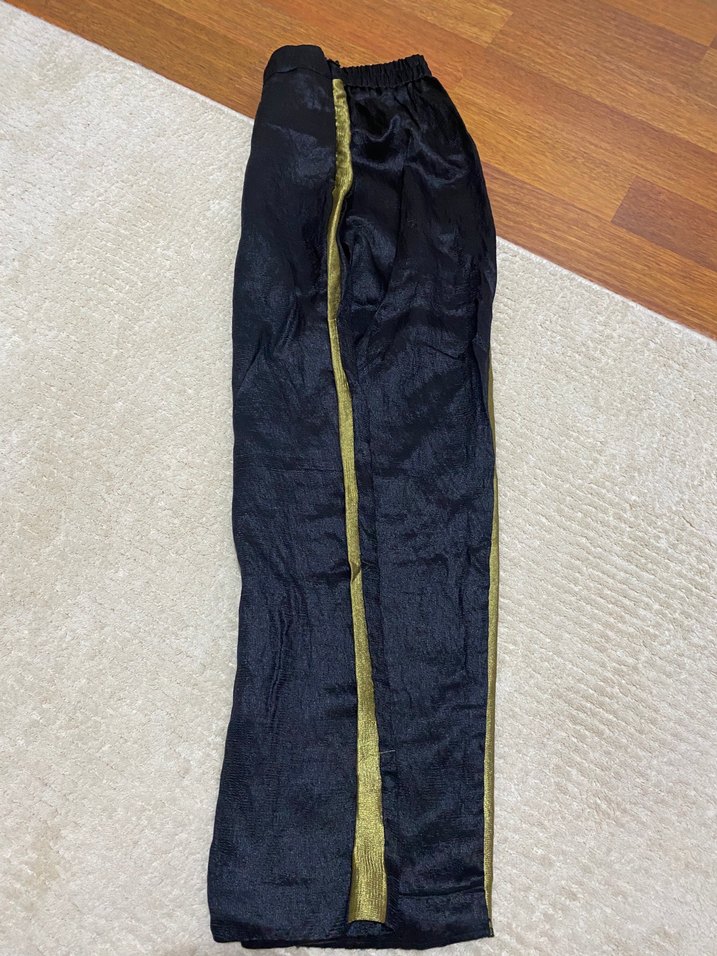 Kadın Siyah Saten Pantolon Yan Şeritli - Görsel 3