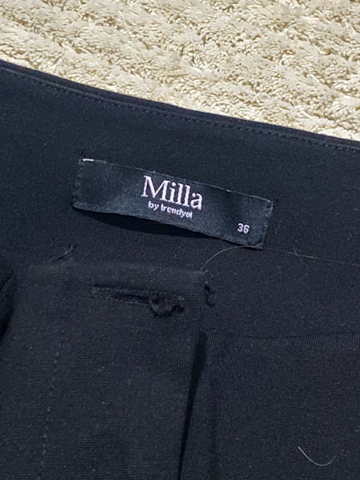 Kadın Siyah Regular Fit Kumaş Pantolon - Görsel 3