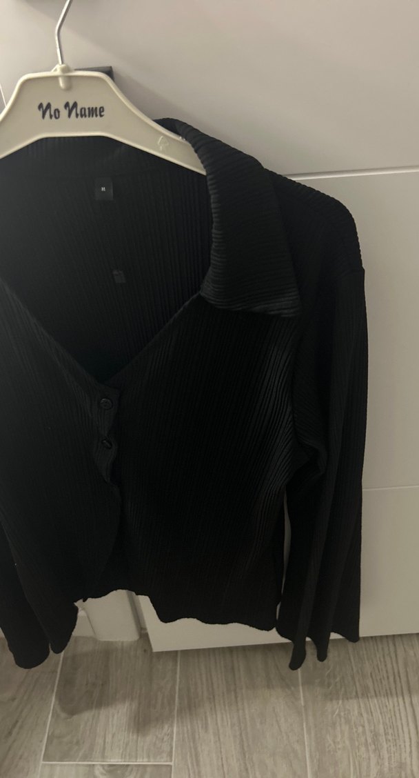 Kadın Siyah V Yaka Düğmeli Keten Hırka - Görsel 3