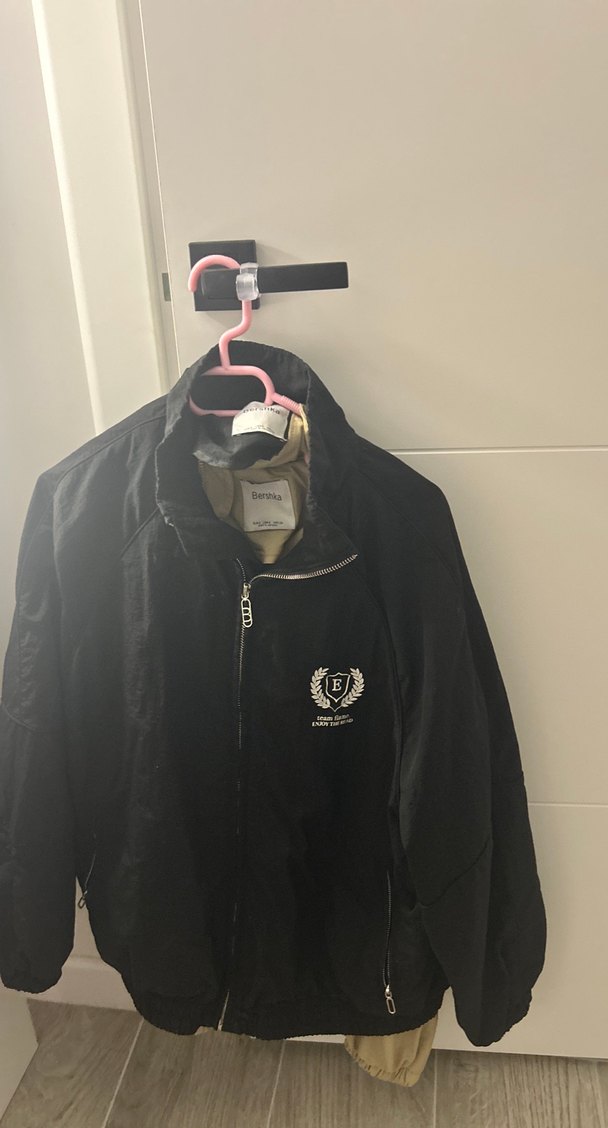 Siyah Bel Detaylı Yüksek Yakalı Kadın Ceket - Görsel 3