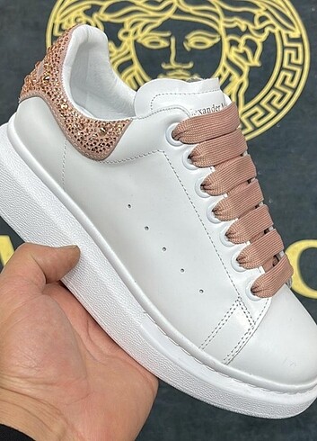40 Beden Taşlı Alexander McQueen bayan ayakkabı çeşitleri