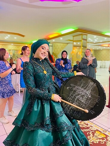diğer Beden Kına tacı