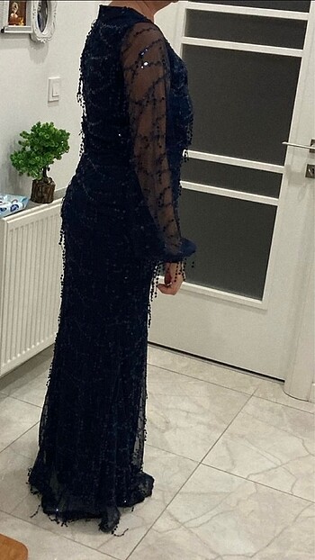 42 Beden lacivert Renk Pullu çok rahat abiye