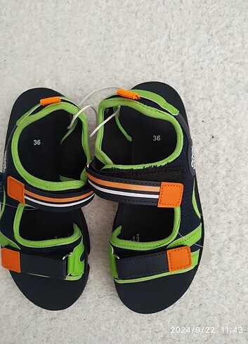 LCW 35 numara erkek çocuk sandalet 