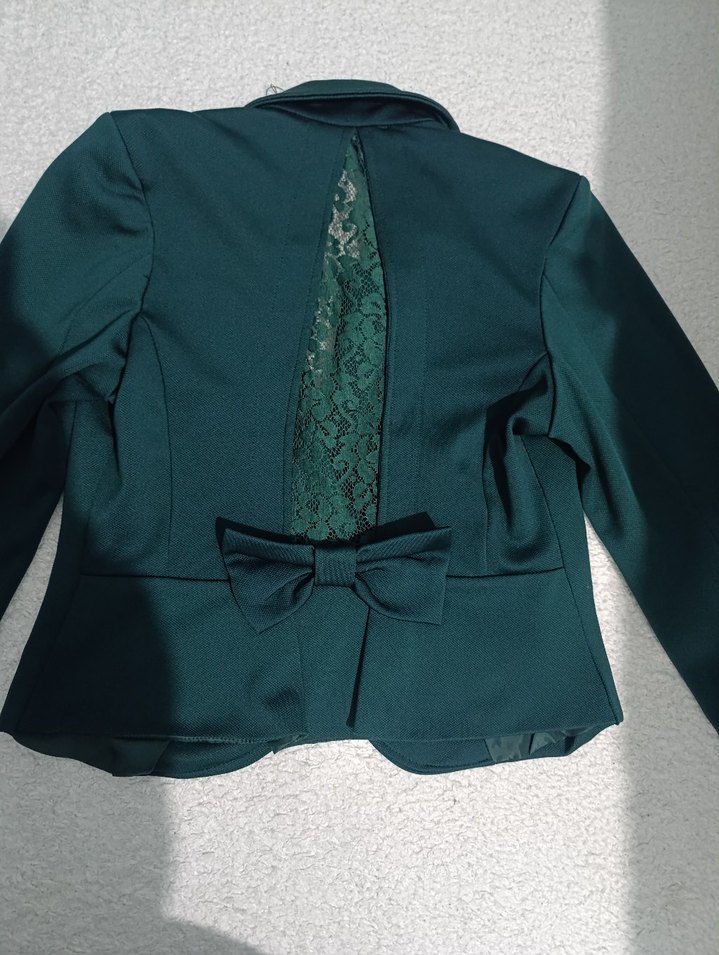 Düğmeli Koyu Yeşil Kısa Kadın Blazer - Görsel 2