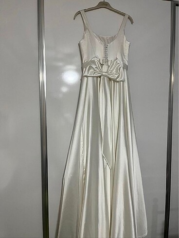 ACİL SATILIK Özel Dikim Saten Gelinlik - Görsel 9