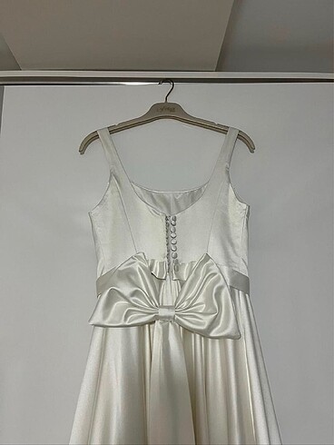 ACİL SATILIK Özel Dikim Saten Gelinlik - Görsel 8