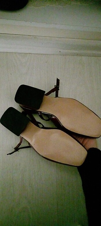 Diğer bordo topuklu sandalet