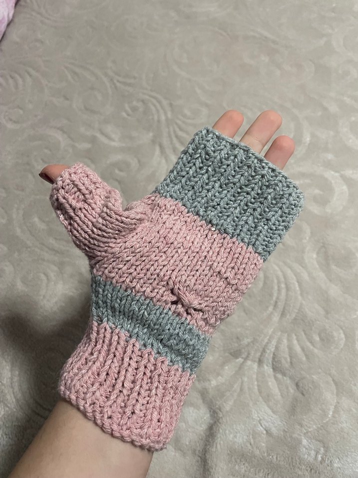 Pembe Gri Örgü Parmaksız Eldiven - Görsel 4