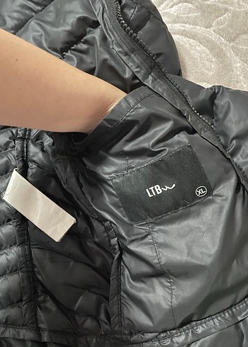 LTB Kadın Siyah Fermuarlı Kışlık Mont - Görsel 7