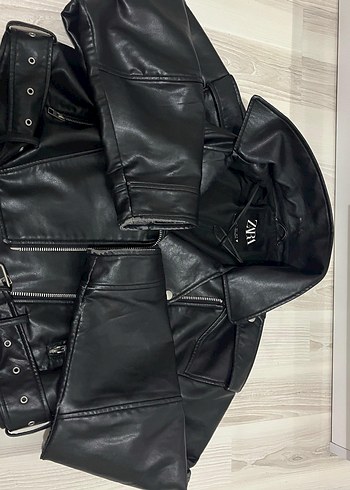 Kadın Siyah Deri Biker Ceket