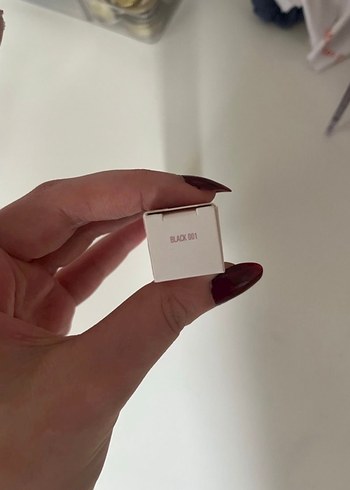 Kylie Cosmetics Açık Bej Maskara - Görsel 3