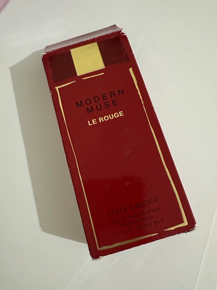 Estee Lauder Modern Muse Le Rouge Kadın Parfümü - Görsel 3
