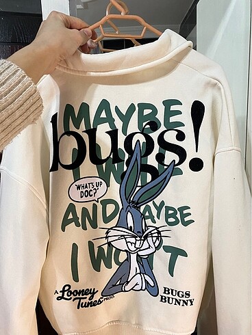 l Beden Buggs bunny sweatshirt