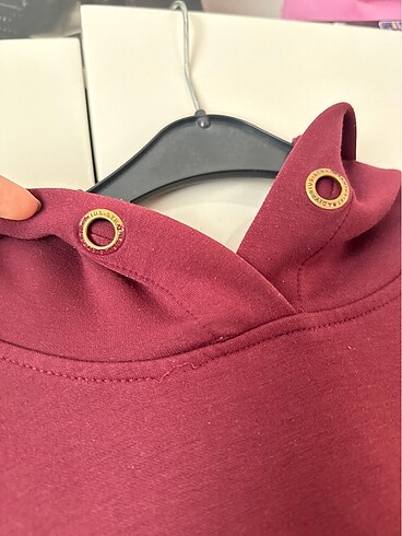 Stradivarius Şapkalı ve cepli sweat
