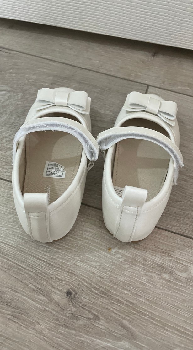 Kız Çocuk Beyaz Fiyonk Detaylı Babet - Görsel 4