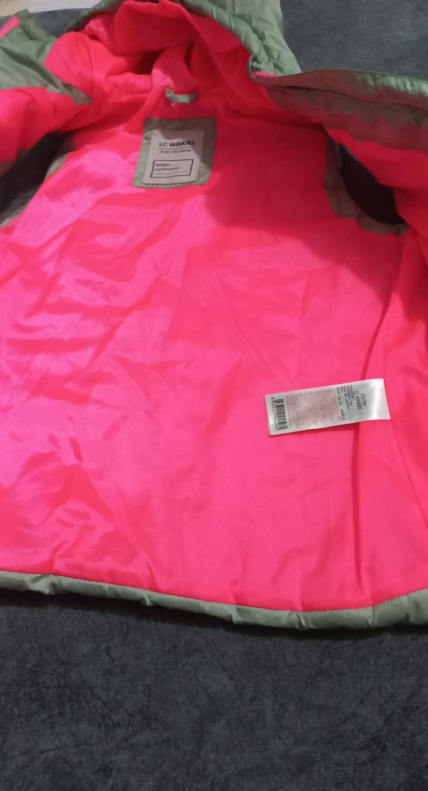 Yeşil Kapşonlu Fermuarlı Çocuk Kışlık Yelek - Görsel 4