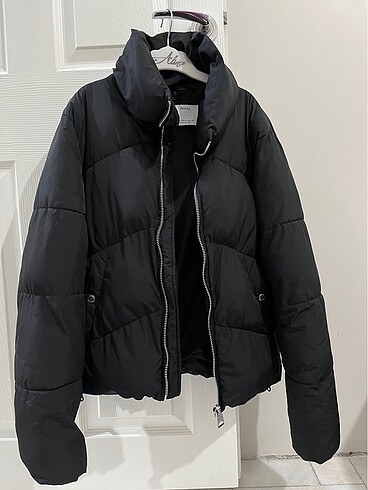 bershka siyah şişme mont