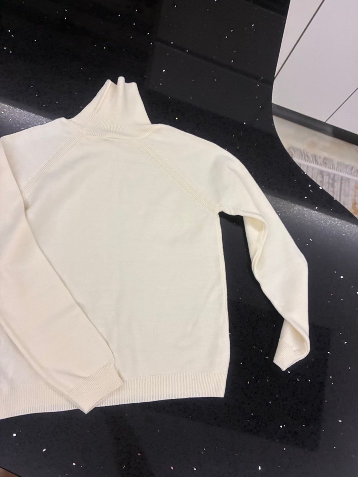 Beyaz Boğazlı İnce Örgü çocuk Kazak - Görsel 4