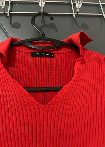 Kırmızı V Yaka İnce Triko Kadın Kazak - Görsel 2