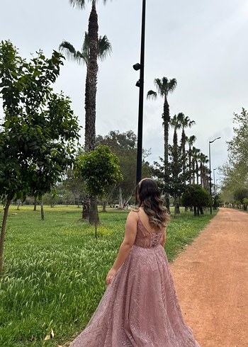 Dantel Detaylı Pembe Uzun Gelinlik - Görsel 7