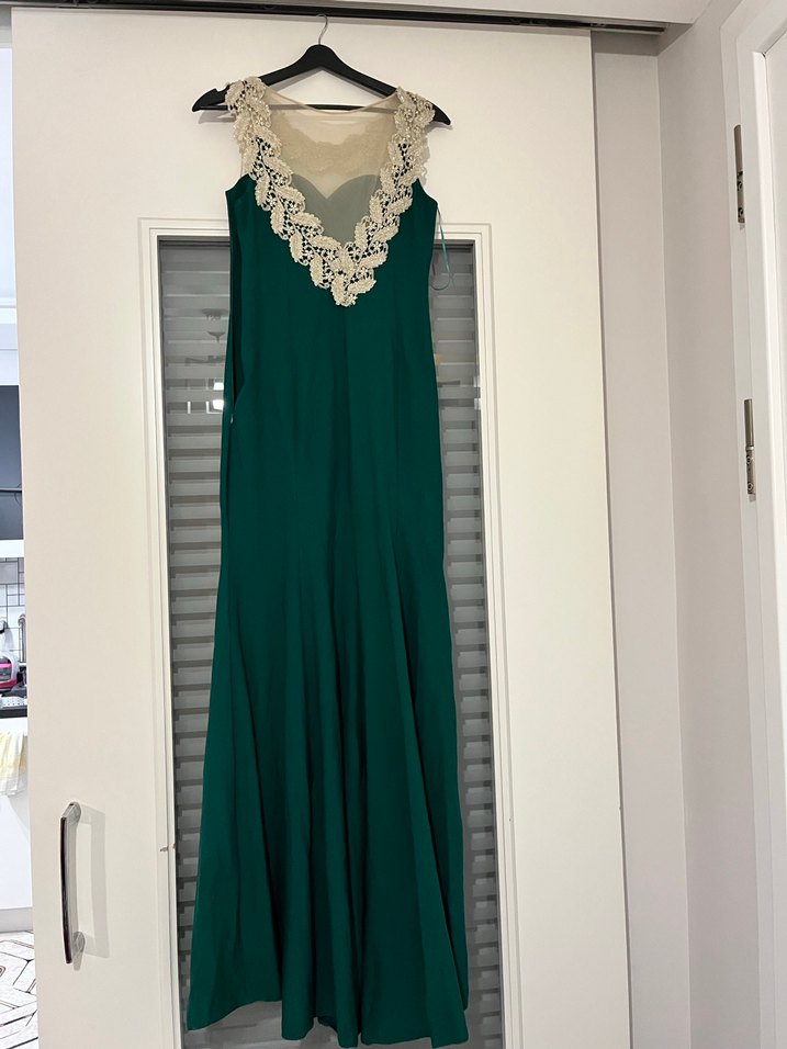 Drapeli Kolsuz Uzun Yeşil Abiye Elbise - Görsel 3