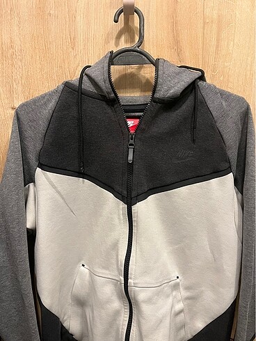 nike tech fleece