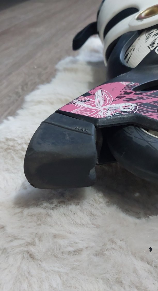 Oxelo Pembe Detaylı Siyah Paten — görsel 3/4